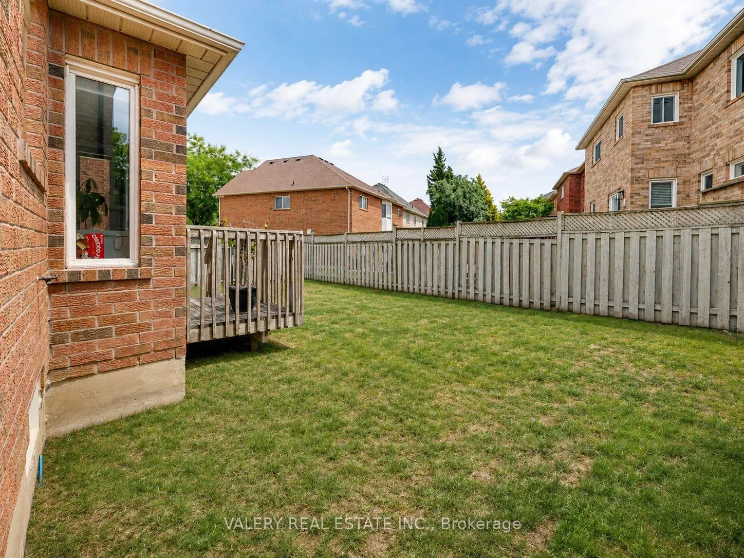 Photo 26 of 15 Silktop Trail, Brampton, Sandringham-Wellington — HOMEH