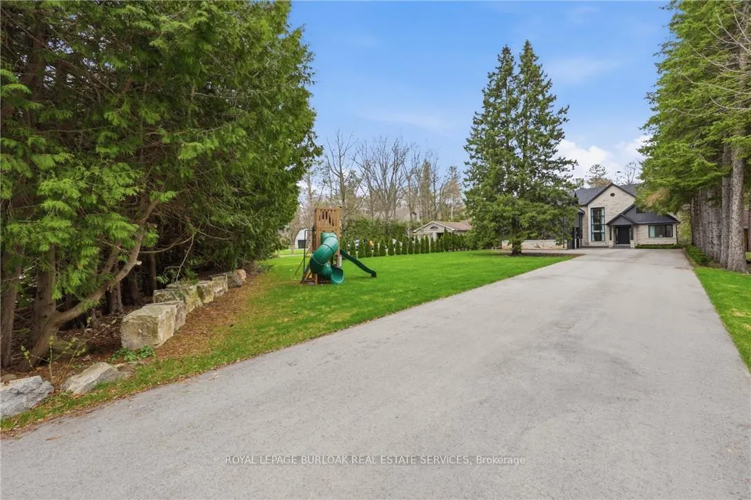 Photo 2 of 39 Credit Road, Caledon, Cheltenham — HOMEH