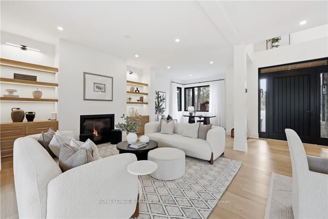 Photo 9 of 39 Credit Road, Caledon, Cheltenham — HOMEH