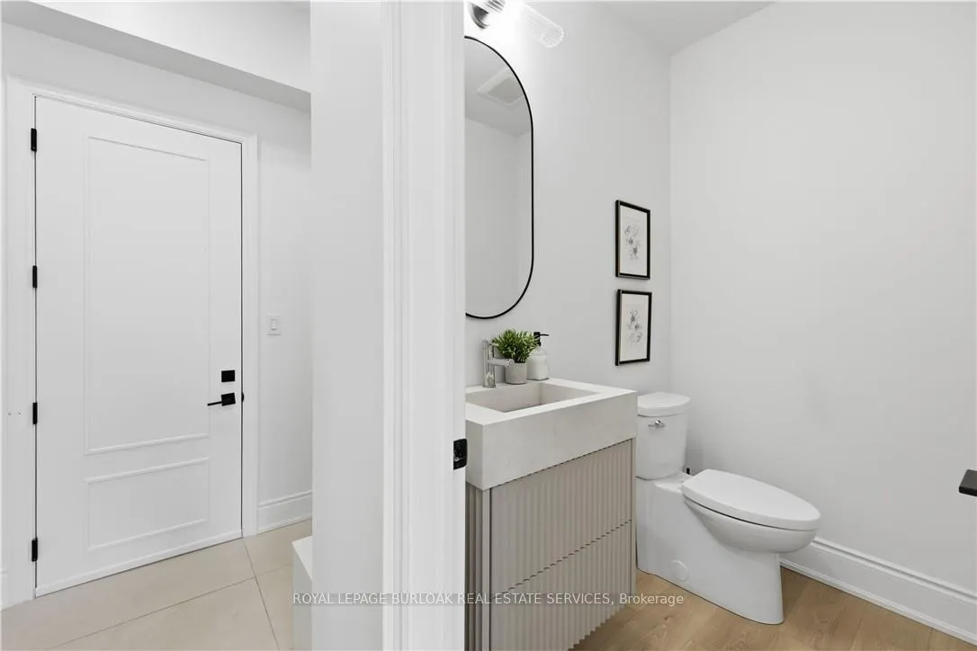 Photo 21 of 39 Credit Road, Caledon, Cheltenham — HOMEH