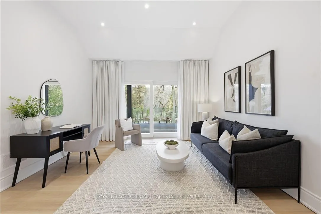 Photo 23 of 39 Credit Road, Caledon, Cheltenham — HOMEH