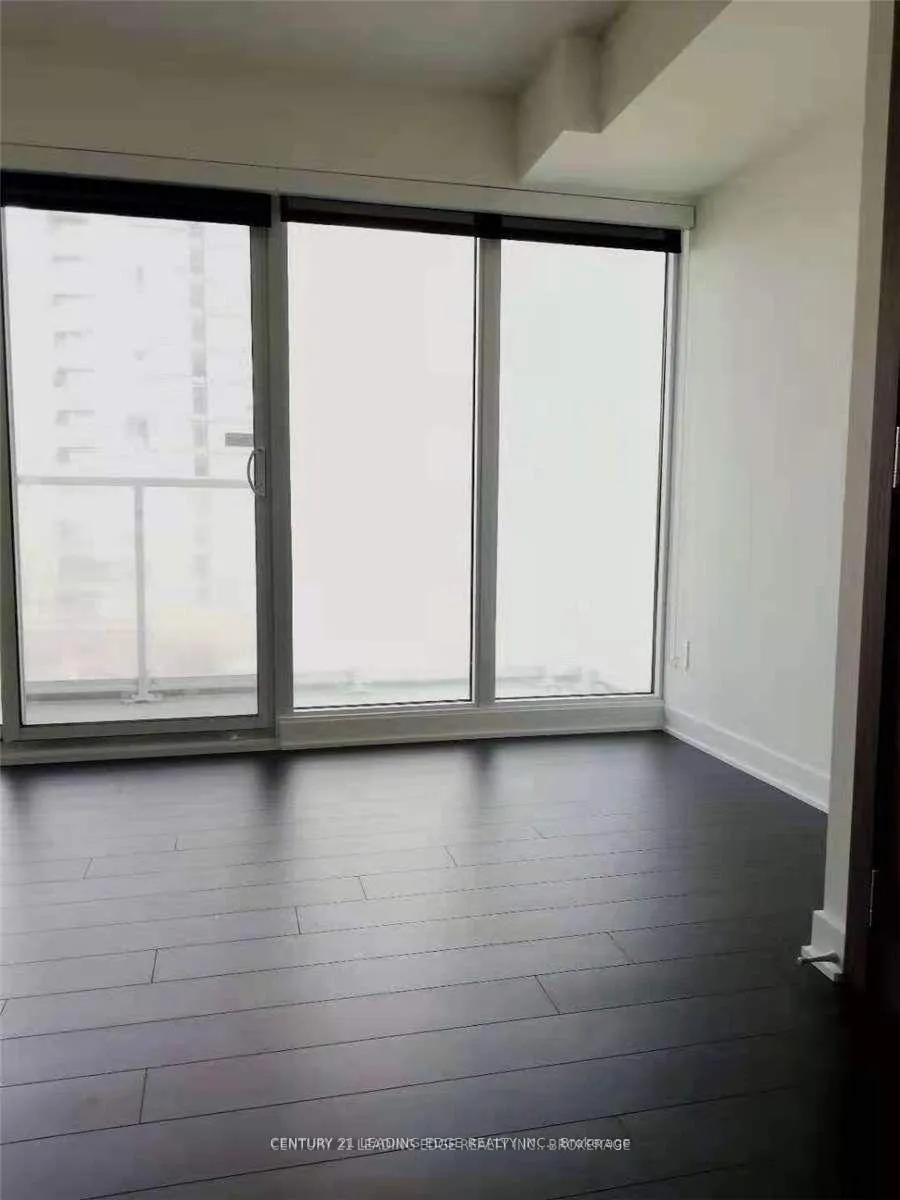 Photo 5 of Unit 905, 19 Bathurst Street, Toronto, Waterfront Communities — HOMEH