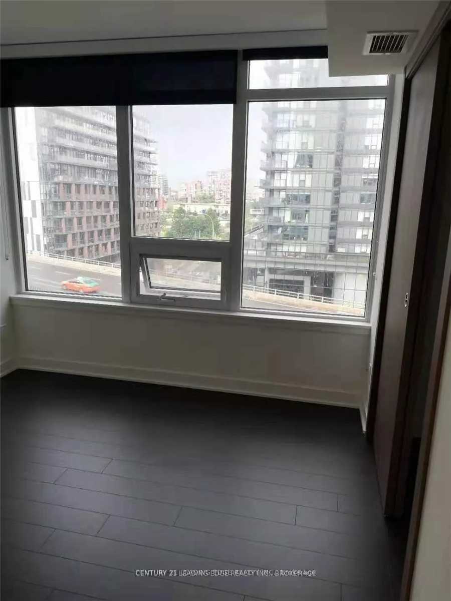 Photo 7 of Unit 905, 19 Bathurst Street, Toronto, Waterfront Communities — HOMEH