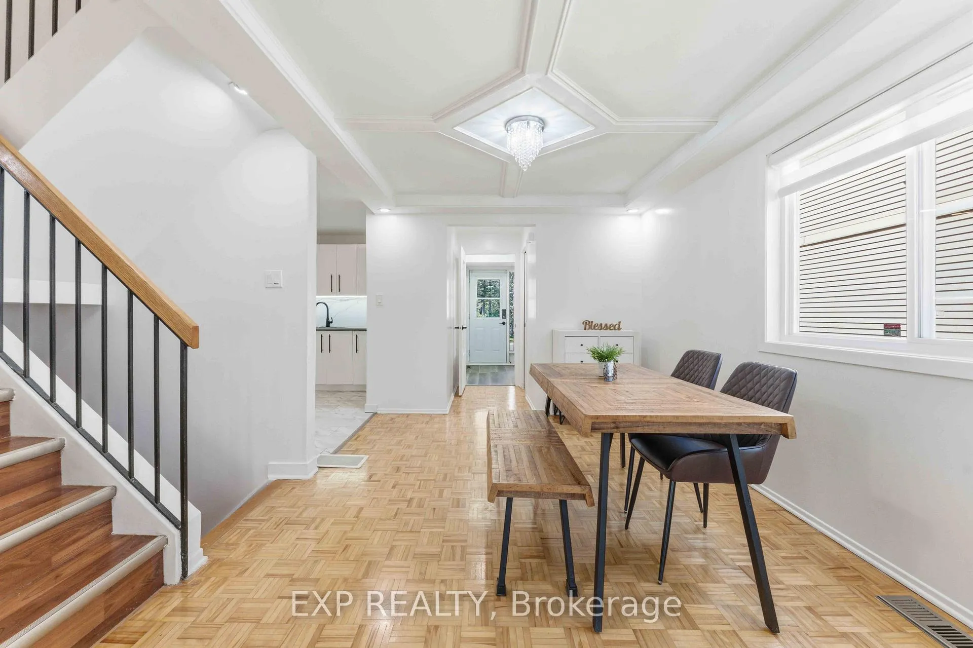 Photo 11 of Unit D, 146 Valley Stream Drive, Ottawa, Leslie Park — HOMEH