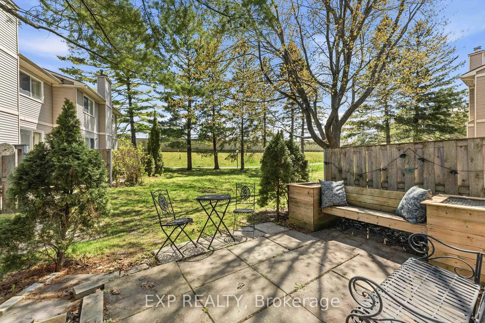 Photo 39 of Unit D, 146 Valley Stream Drive, Ottawa, Leslie Park — HOMEH