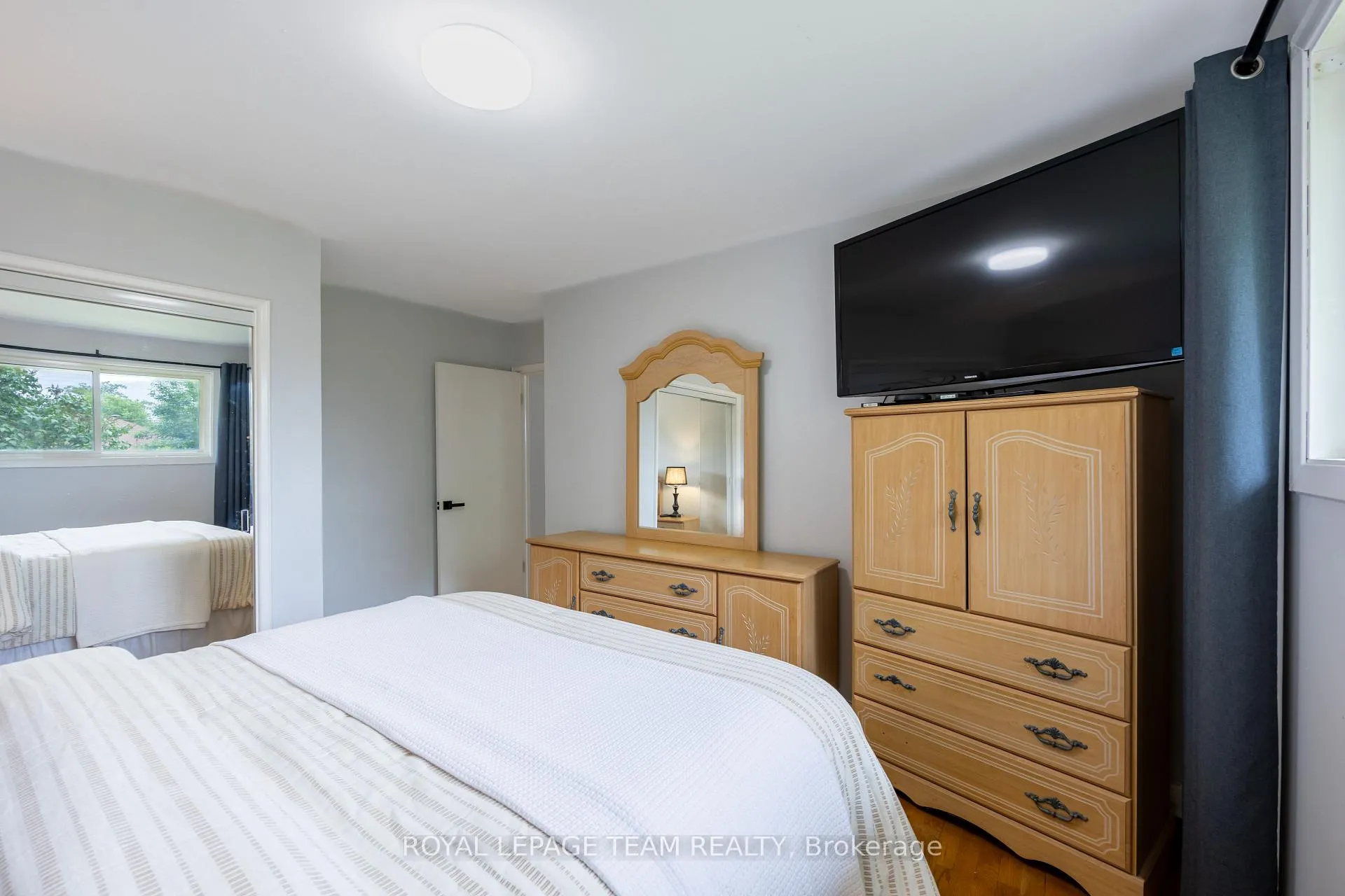 Photo 18 of 1293 Woodside Drive, Ottawa, Copeland Park — HOMEH