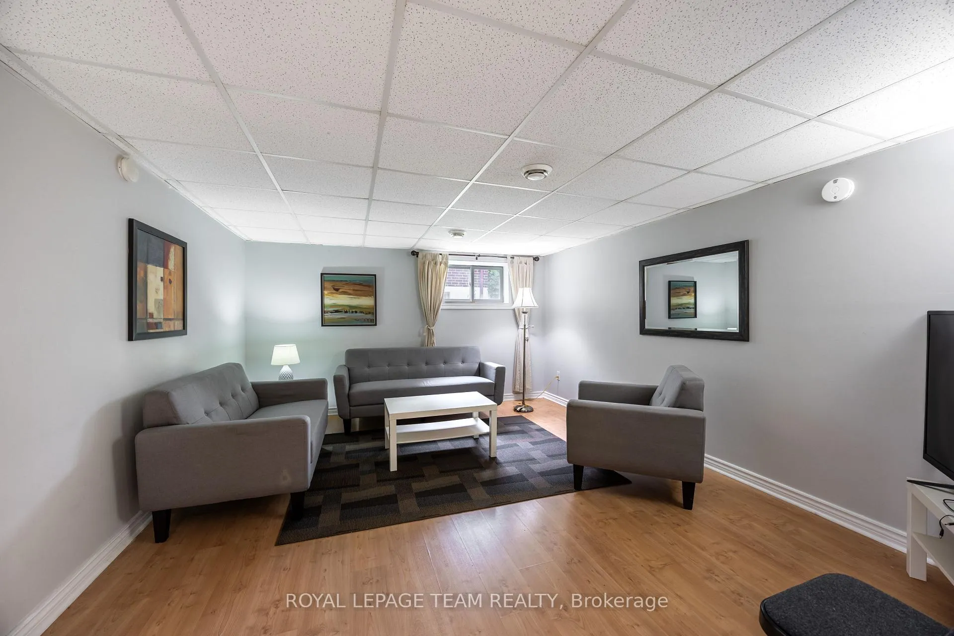 Photo 32 of 1293 Woodside Drive, Ottawa, Copeland Park — HOMEH