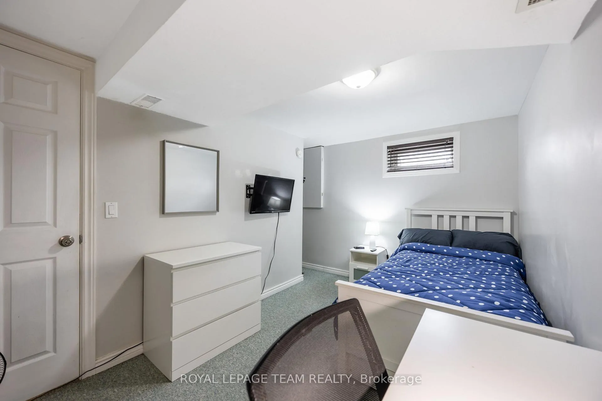 Photo 41 of 1293 Woodside Drive, Ottawa, Copeland Park — HOMEH