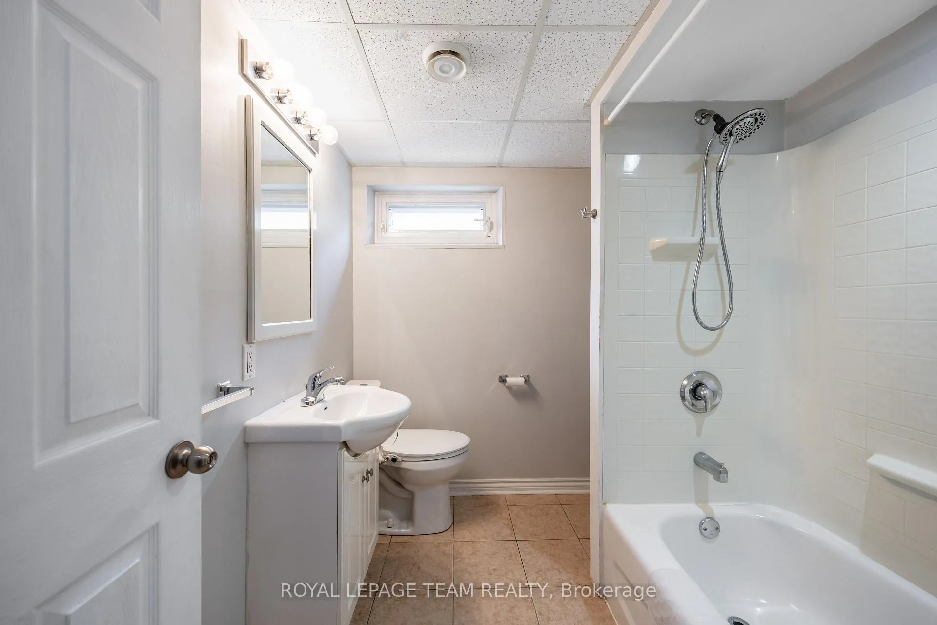 Photo 42 of 1293 Woodside Drive, Ottawa, Copeland Park — HOMEH