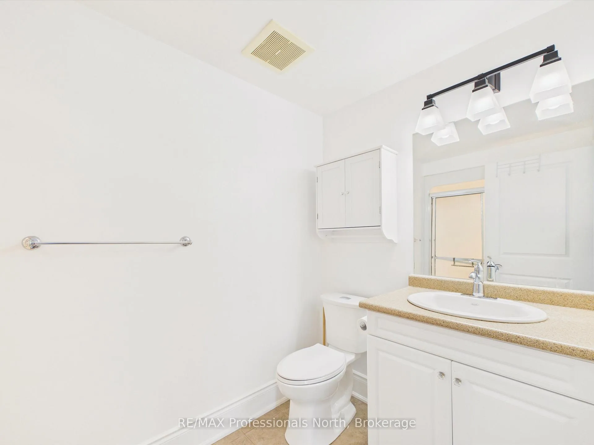 Photo 14 of Unit 201, 391C Manitoba Street, Bracebridge, Macaulay — HOMEH