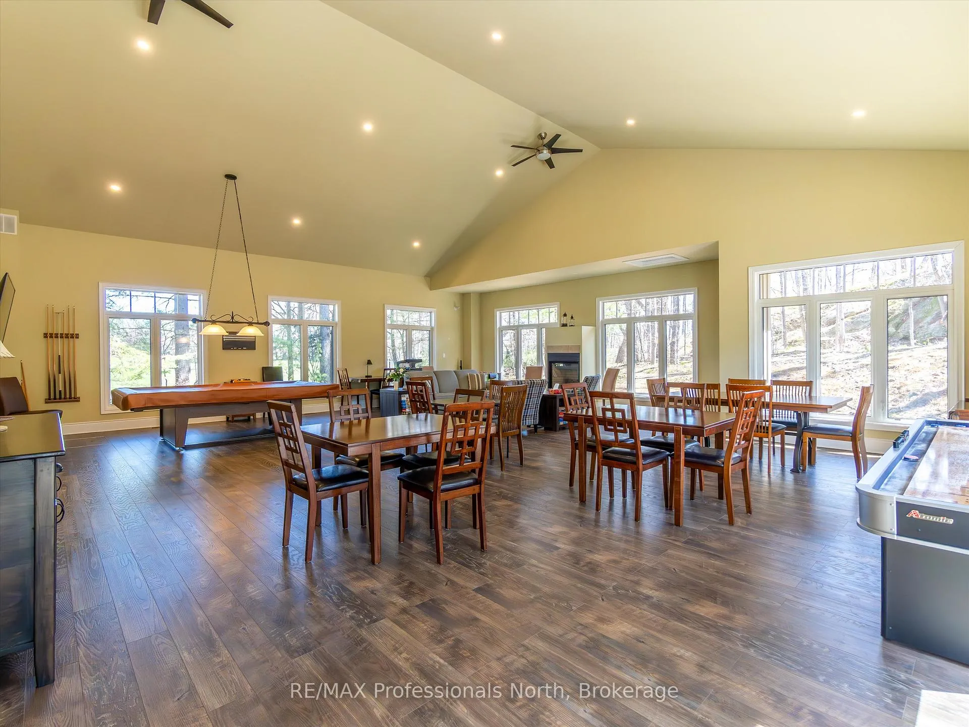 Photo 25 of Unit 201, 391C Manitoba Street, Bracebridge, Macaulay — HOMEH