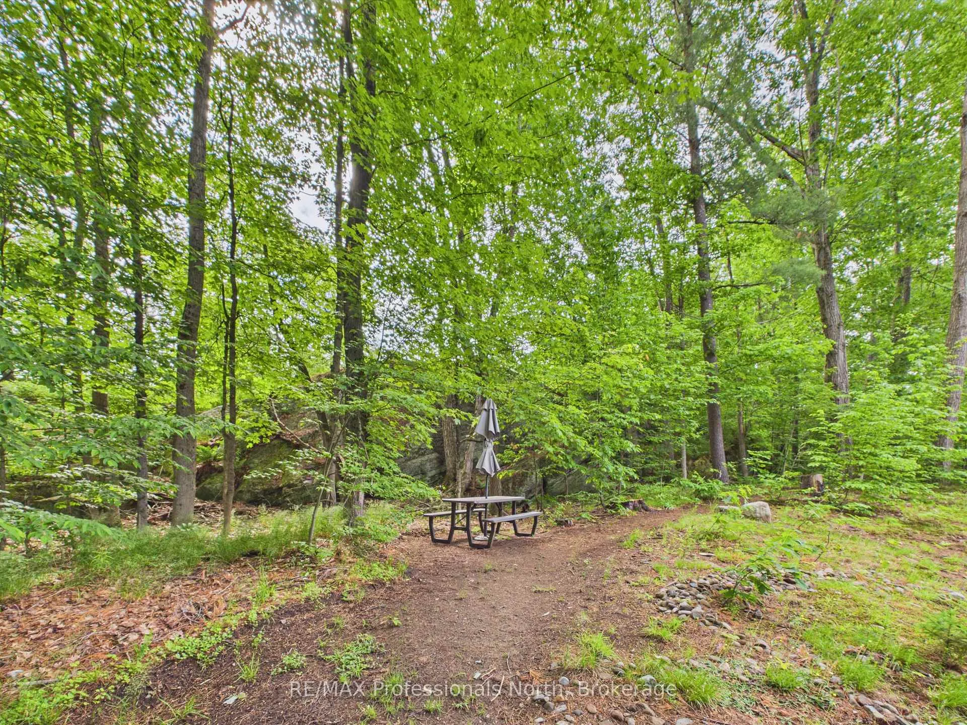 Photo 31 of Unit 201, 391C Manitoba Street, Bracebridge, Macaulay — HOMEH