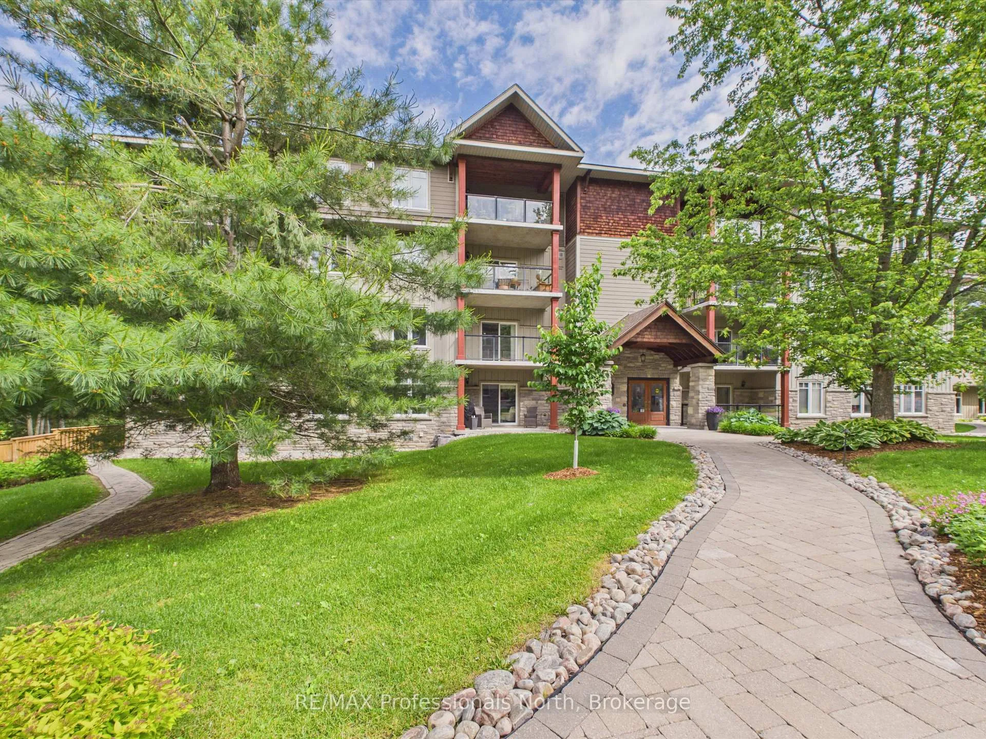 Photo 34 of Unit 201, 391C Manitoba Street, Bracebridge, Macaulay — HOMEH