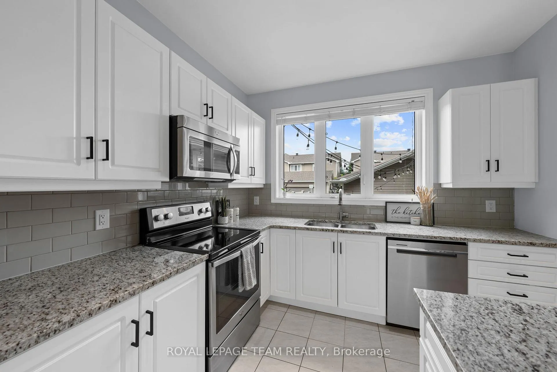 Photo 10 of 431 Sweetflag Street, Ottawa, Barrhaven - Longfields — HOMEH