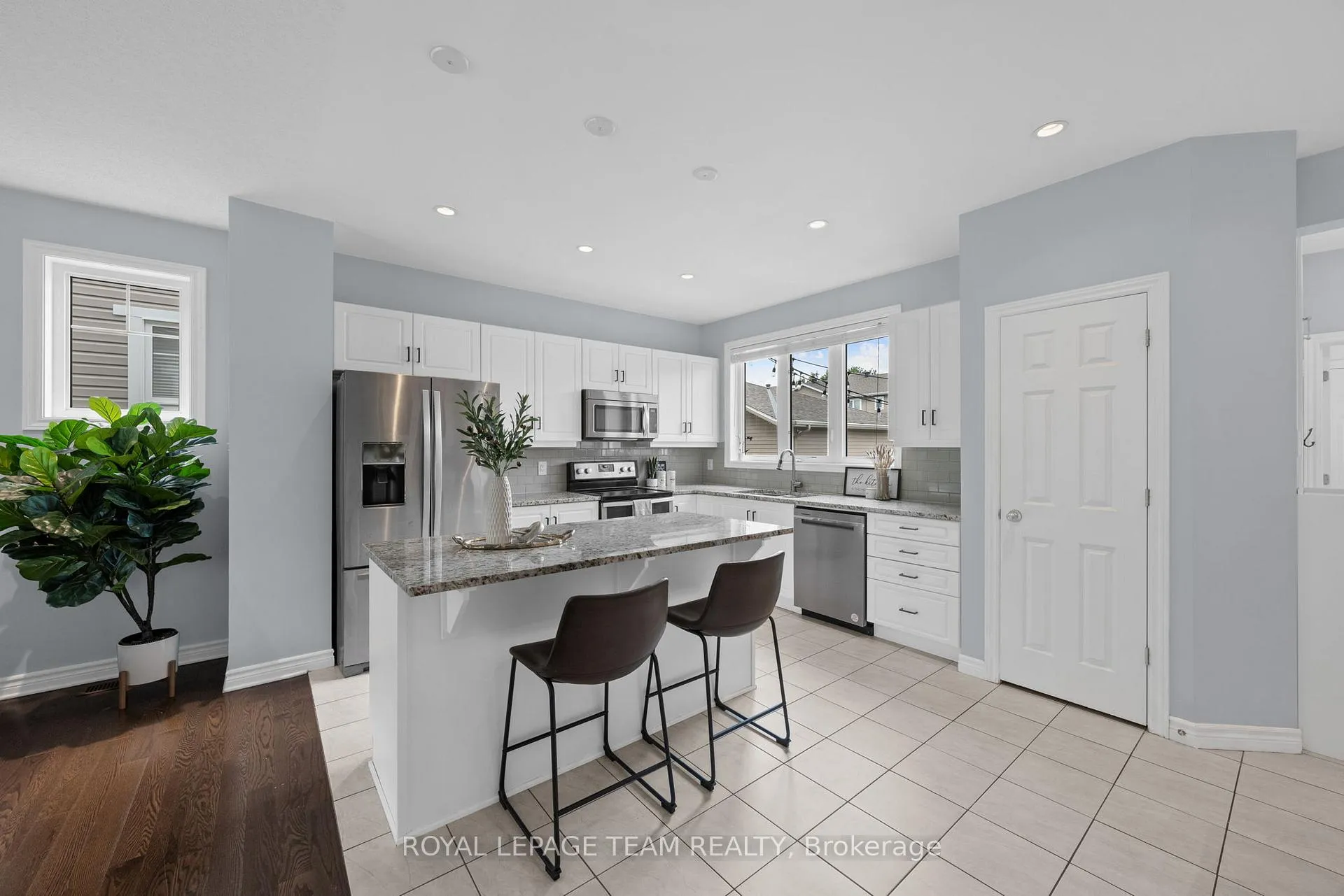 Photo 11 of 431 Sweetflag Street, Ottawa, Barrhaven - Longfields — HOMEH