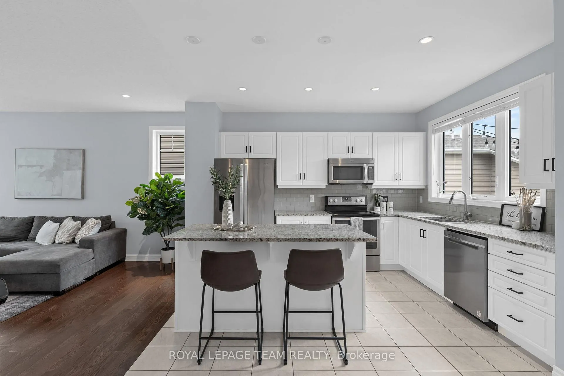 Photo 12 of 431 Sweetflag Street, Ottawa, Barrhaven - Longfields — HOMEH