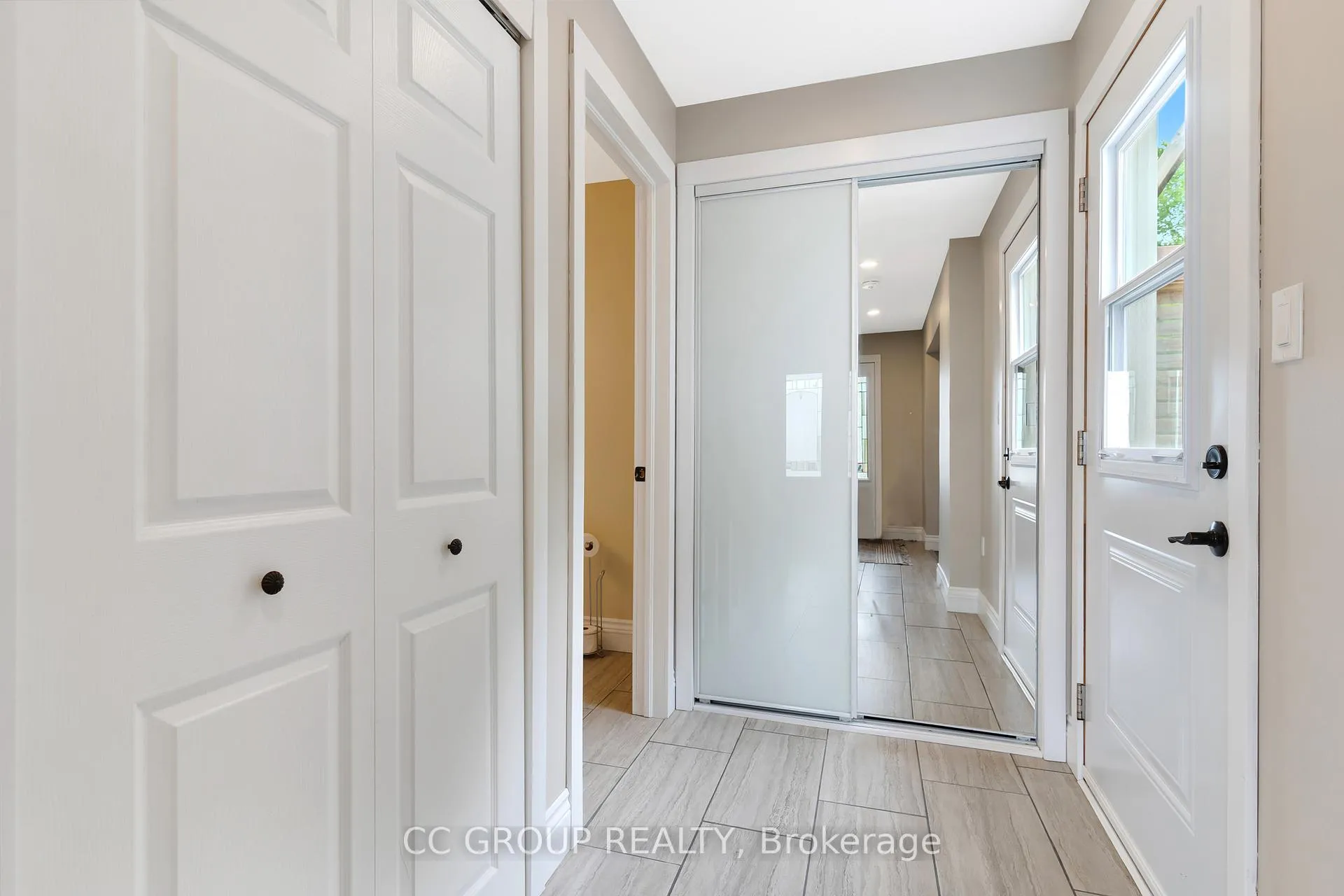 Photo 5 of 542 Huron Street, Wilmot, New Hamburg — HOMEH