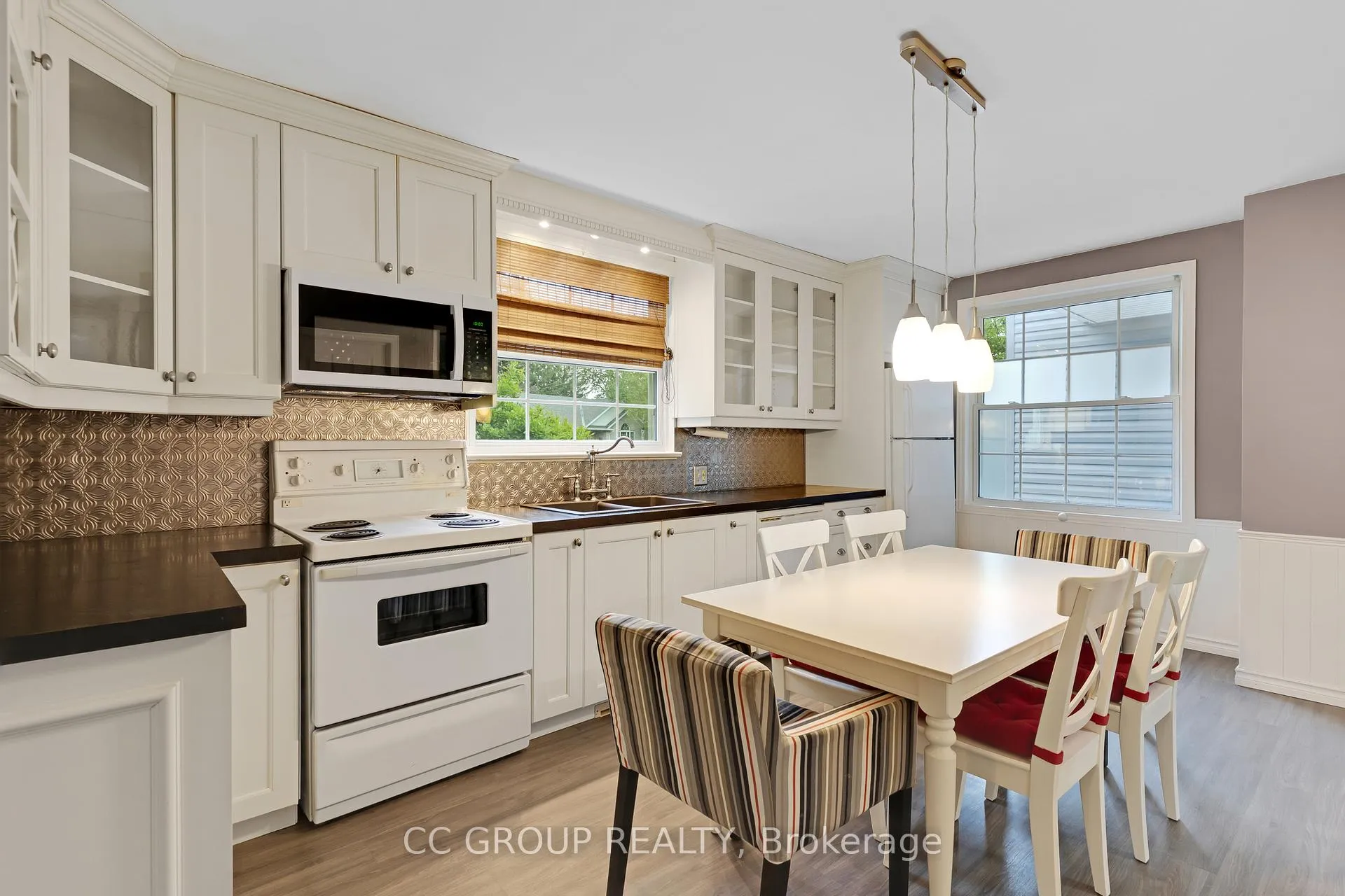 Photo 11 of 542 Huron Street, Wilmot, New Hamburg — HOMEH