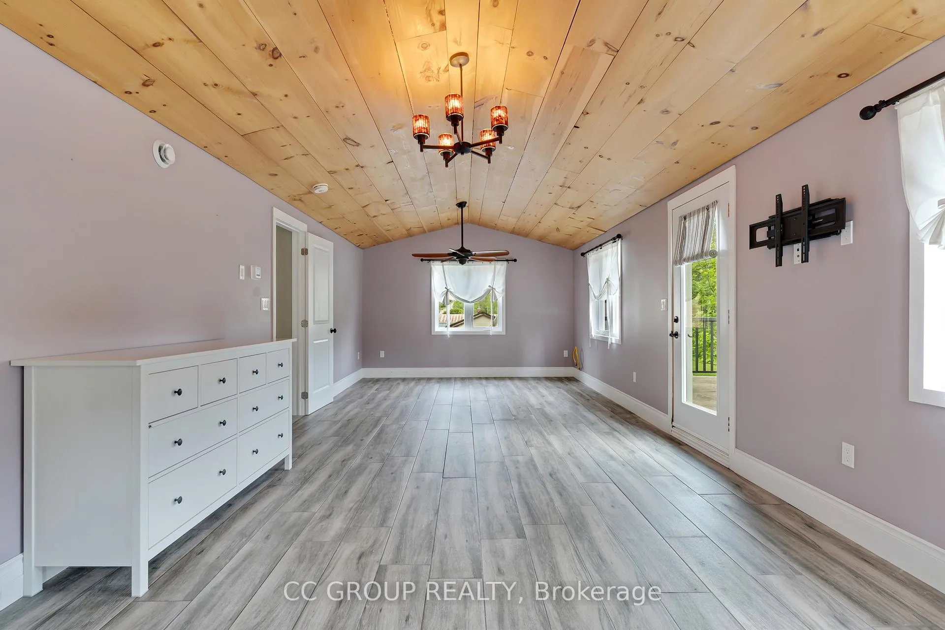 Photo 20 of 542 Huron Street, Wilmot, New Hamburg — HOMEH