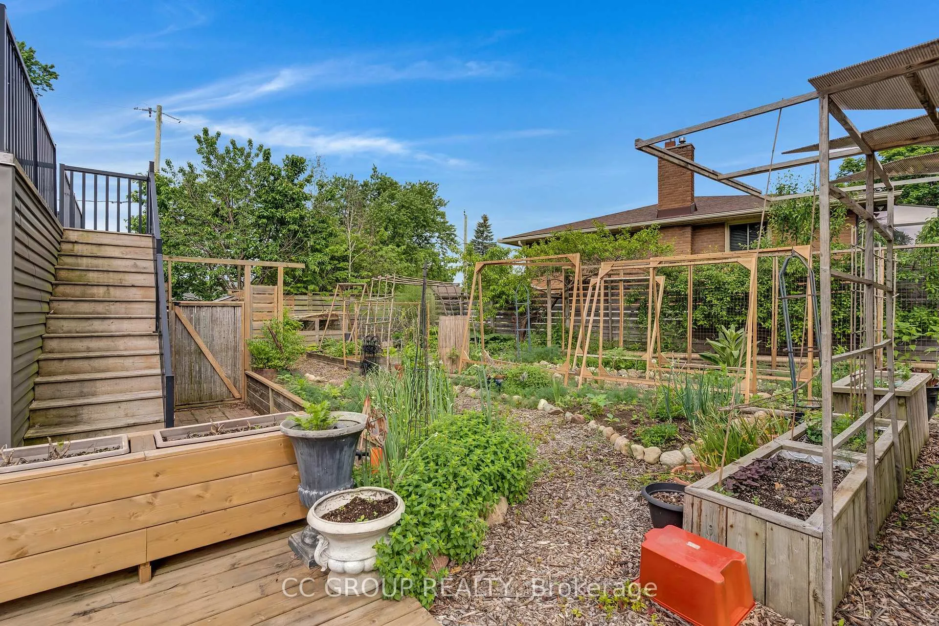 Photo 41 of 542 Huron Street, Wilmot, New Hamburg — HOMEH