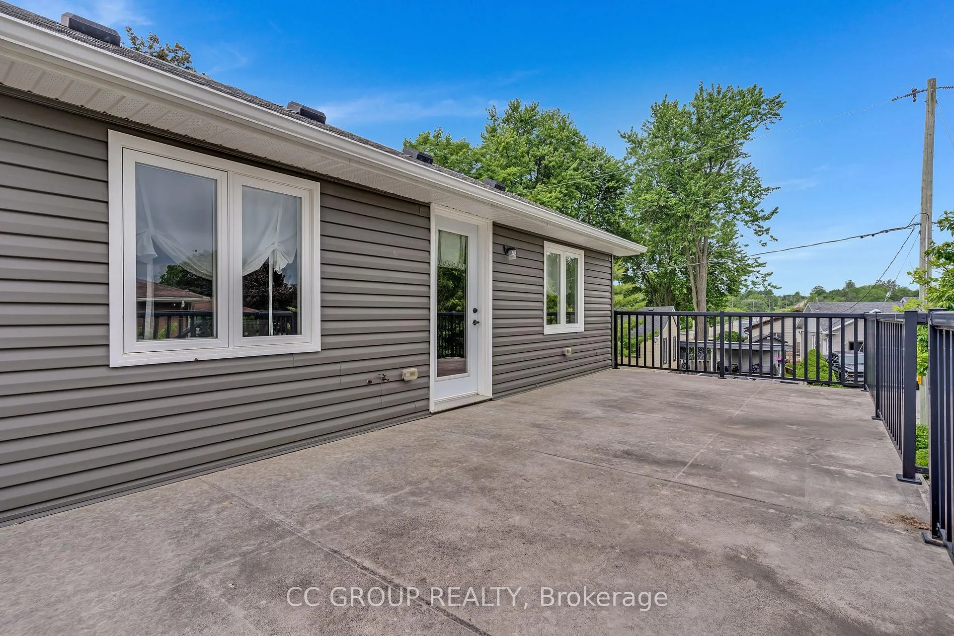 Photo 42 of 542 Huron Street, Wilmot, New Hamburg — HOMEH
