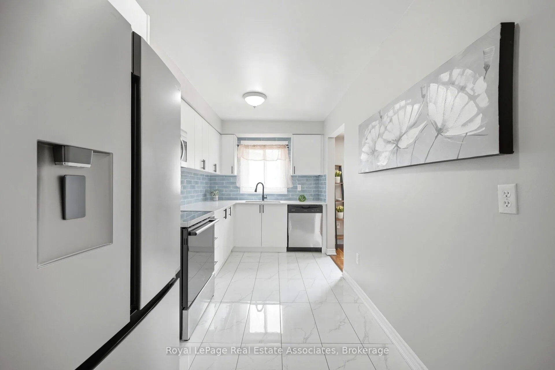 Photo 4 of Unit 86, 611 Galahad Drive, Oshawa, Eastdale — HOMEH