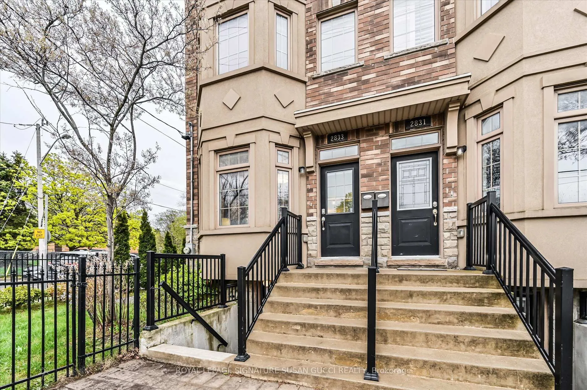 Photo 3 of 2833 St. Clair Avenue E, Toronto, O'Connor-Parkview — HOMEH
