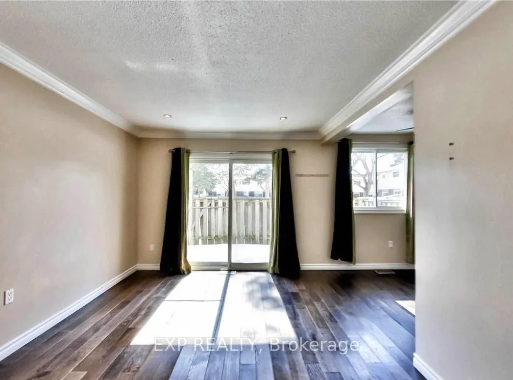 Photo 5 of Unit 141, 100 Quigley Road, Hamilton, Vincent — HOMEH