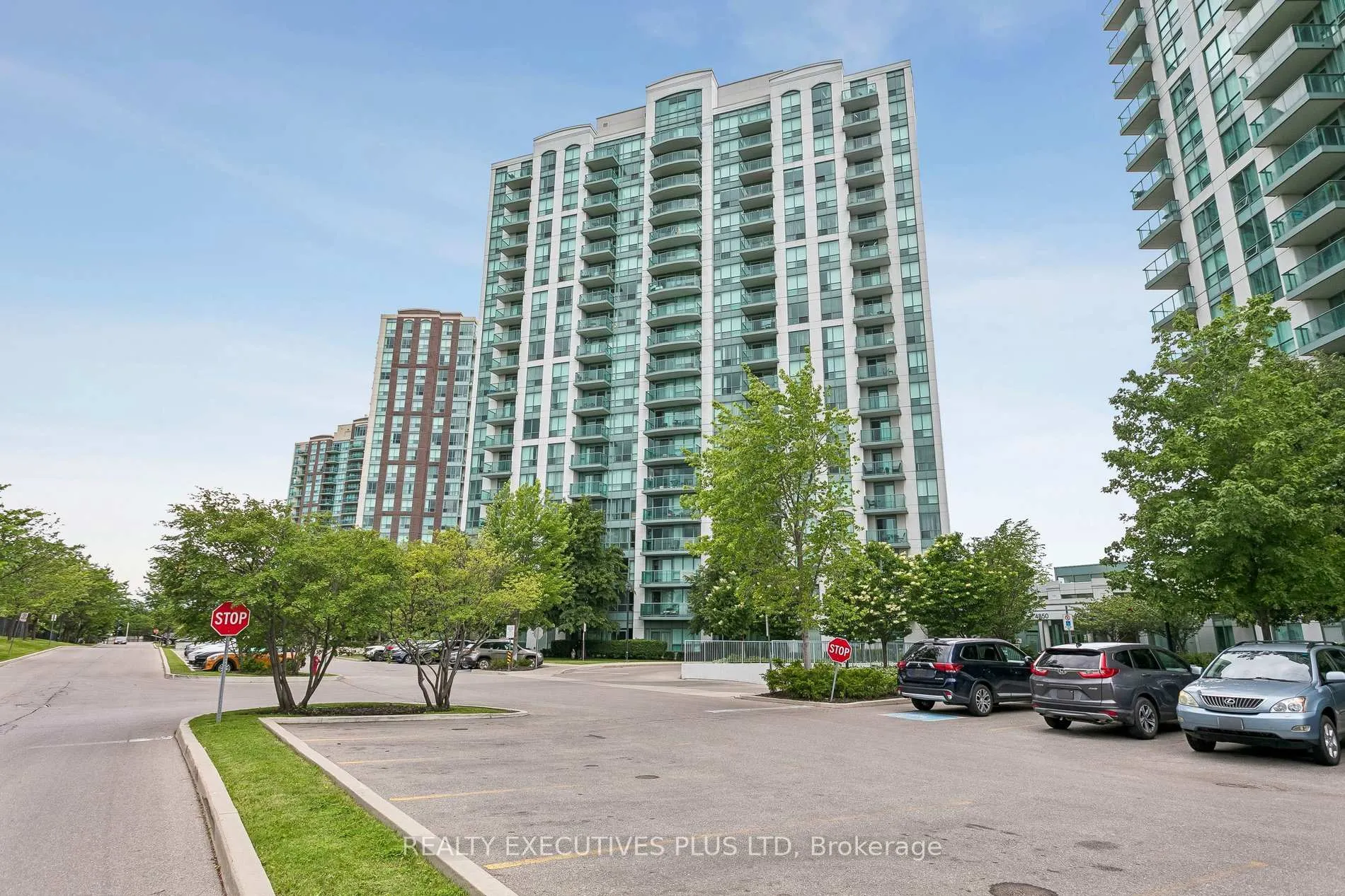 Front of Unit 1902, 4850 Glen Erin Drive