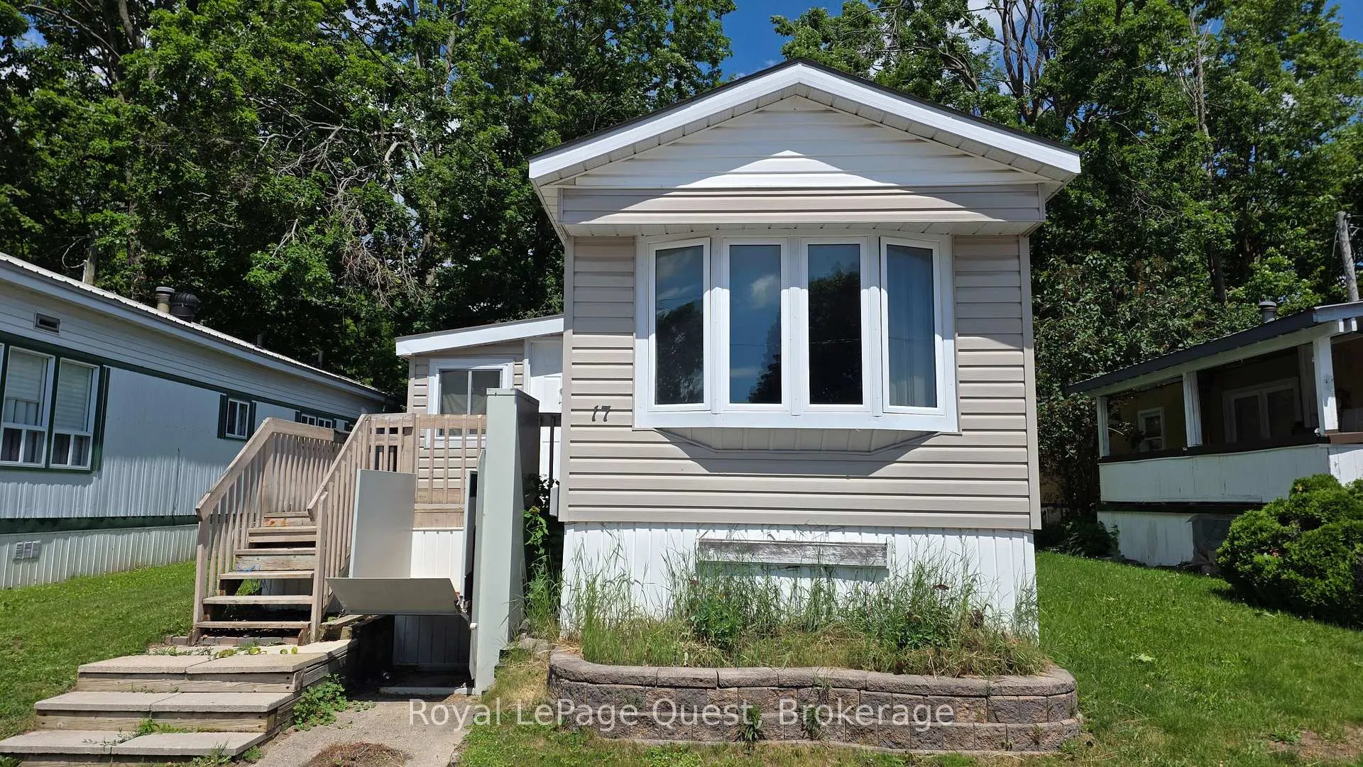 Front of Unit 17, 26 Dunn Avenue