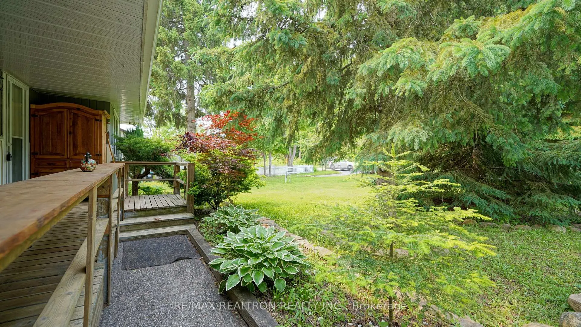 Photo 3 of 2807 25th Side Road, Innisfil, Rural Innisfil — HOMEH