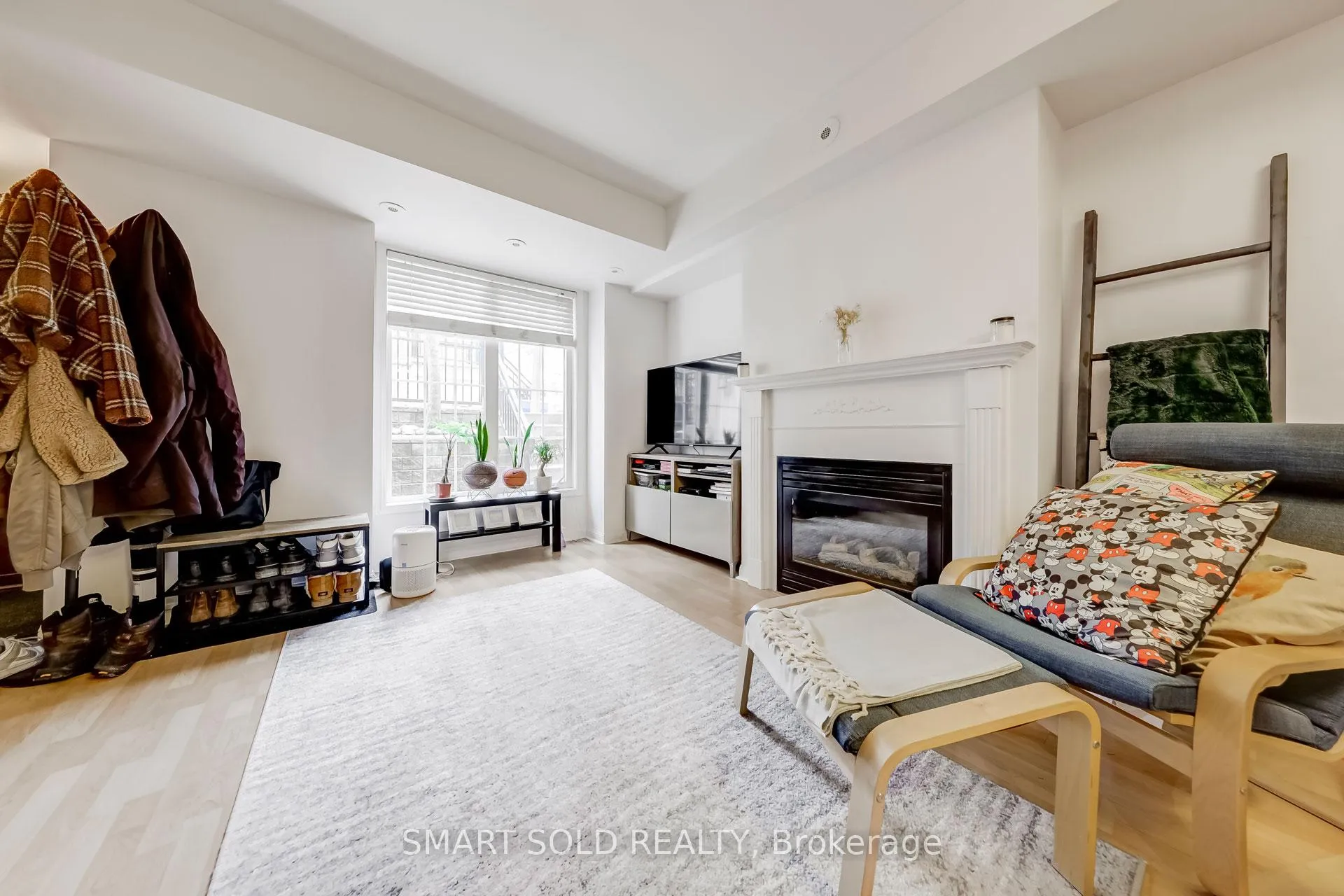 Photo 6 of Unit 679, 3 Everson Drive, North York, Willowdale East — HOMEH