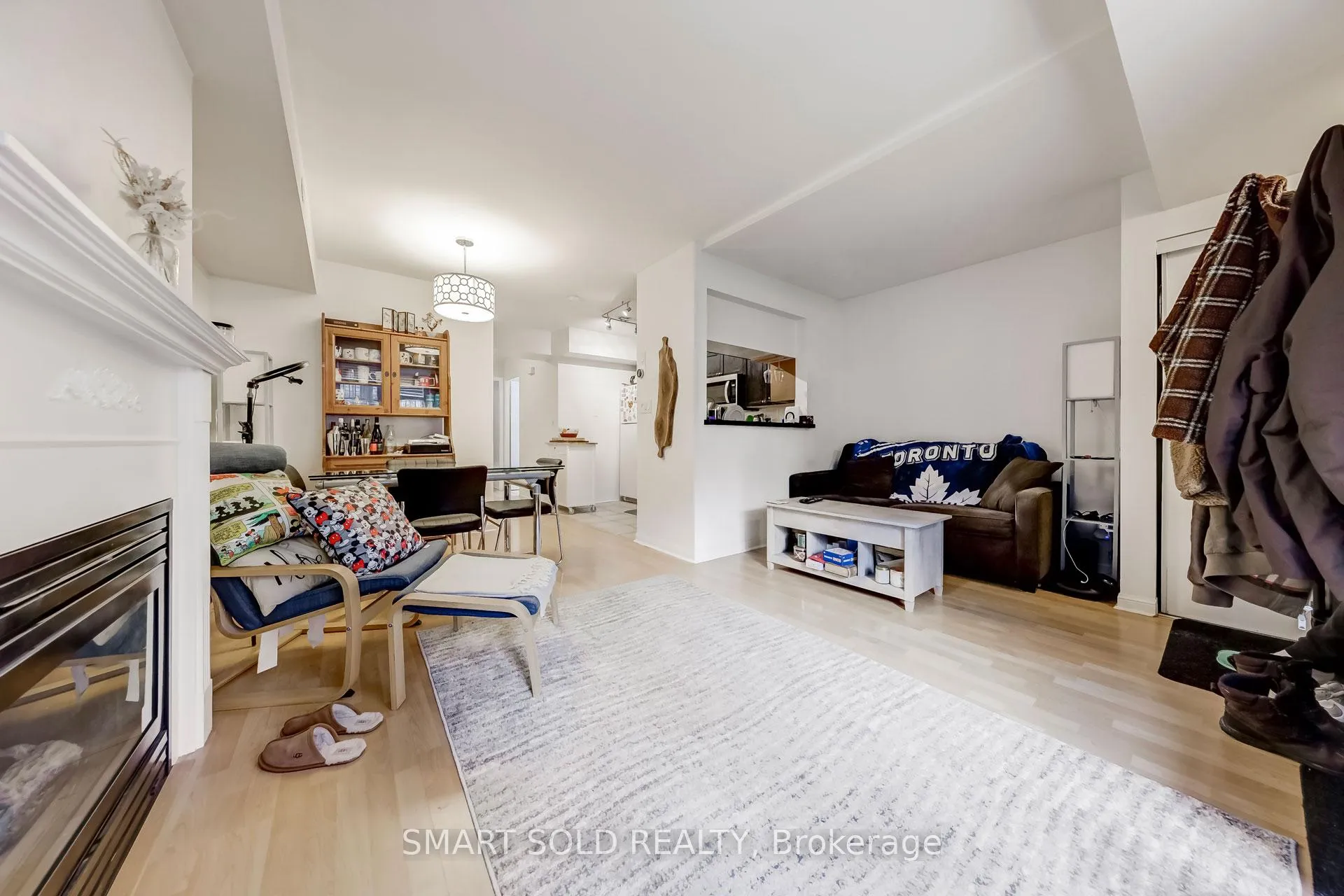 Photo 9 of Unit 679, 3 Everson Drive, North York, Willowdale East — HOMEH