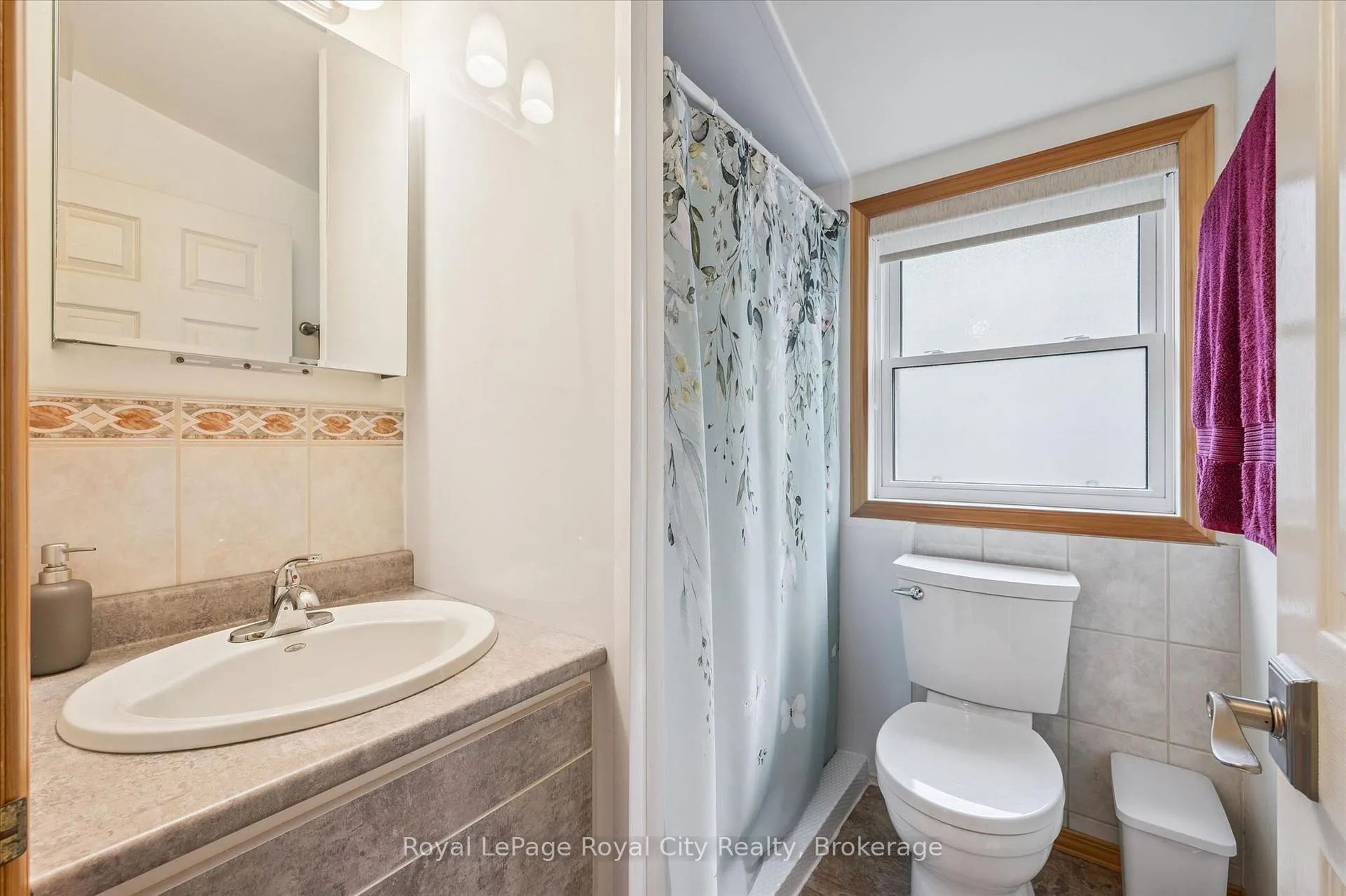 Photo 20 of 42 Inkerman Street, Guelph, Junction/Onward Willow — HOMEH