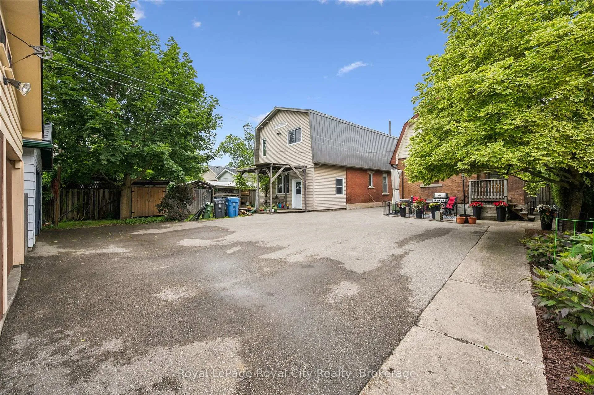Photo 26 of 42 Inkerman Street, Guelph, Junction/Onward Willow — HOMEH