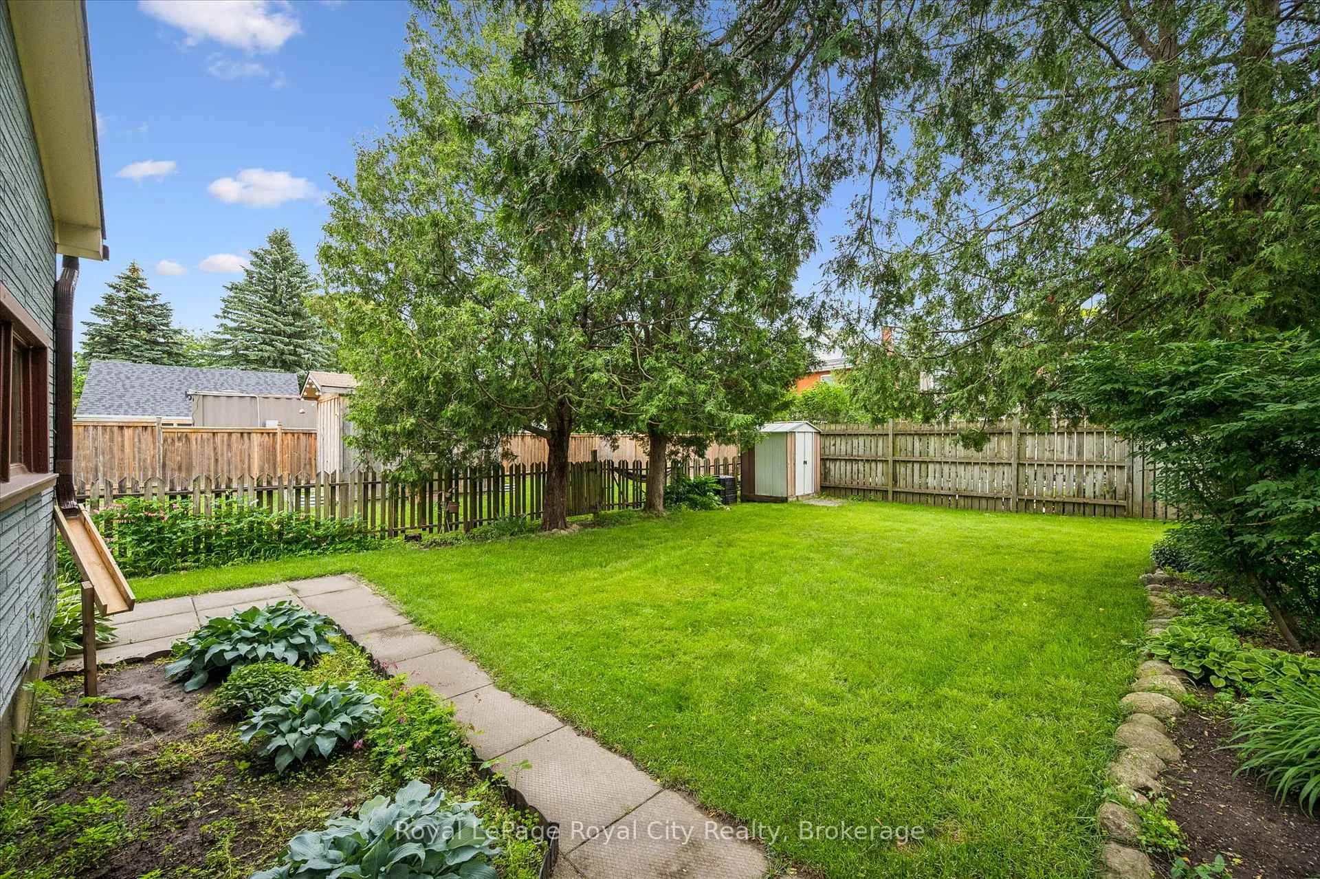 Photo 31 of 42 Inkerman Street, Guelph, Junction/Onward Willow — HOMEH