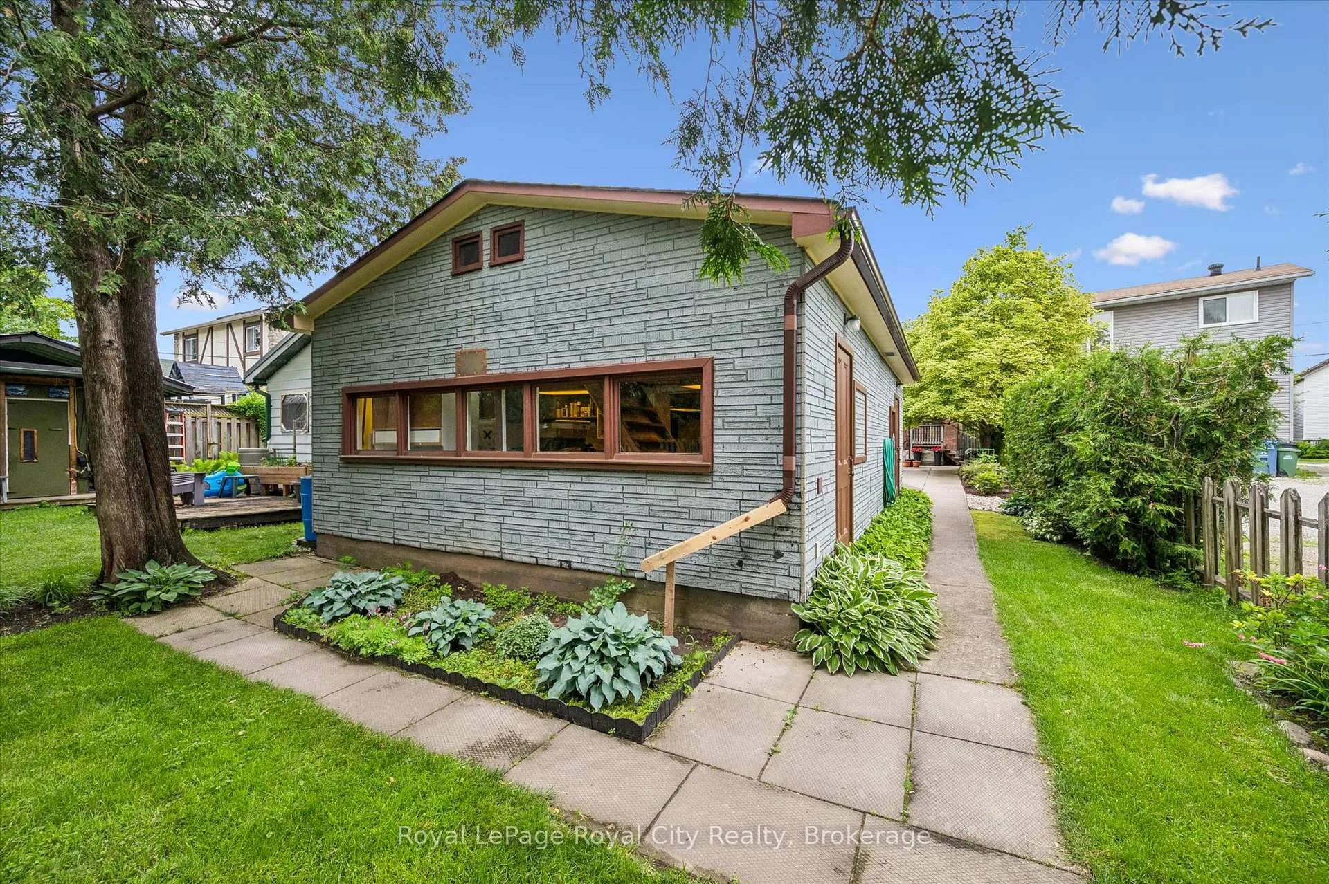 Photo 34 of 42 Inkerman Street, Guelph, Junction/Onward Willow — HOMEH