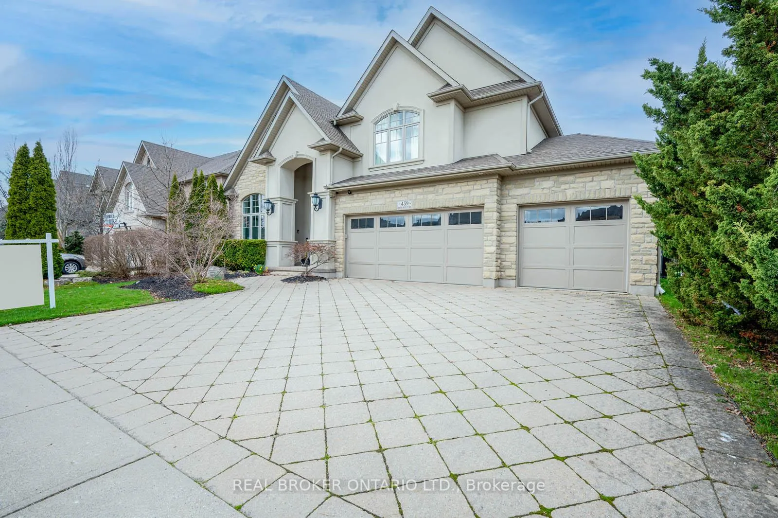 Photo 2 of 459 Deer Ridge Drive, Kitchener, Pioneer Tower West — HOMEH
