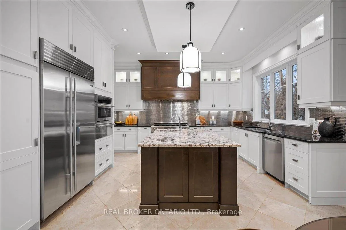 Photo 5 of 459 Deer Ridge Drive, Kitchener, Pioneer Tower West — HOMEH