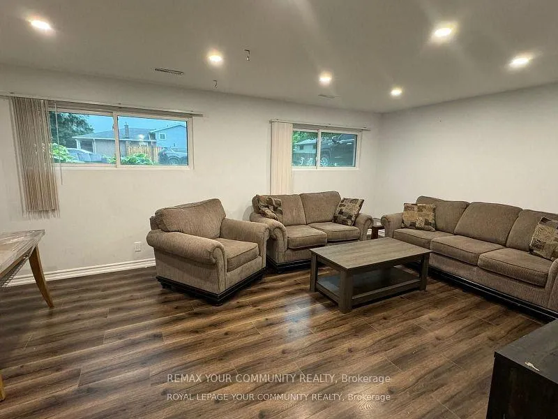 Photo 3 of 3237 Corry Crescent, Niagara Falls, Chippawa — HOMEH