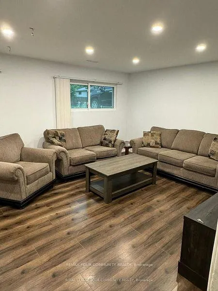 Photo 4 of 3237 Corry Crescent, Niagara Falls, Chippawa — HOMEH