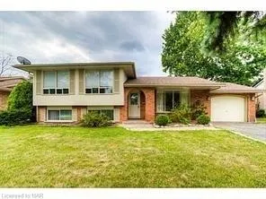 Photo of 3237 Corry Crescent
