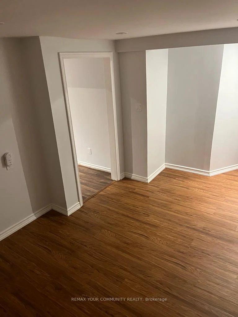 Photo 16 of 3237 Corry Crescent, Niagara Falls, Chippawa — HOMEH
