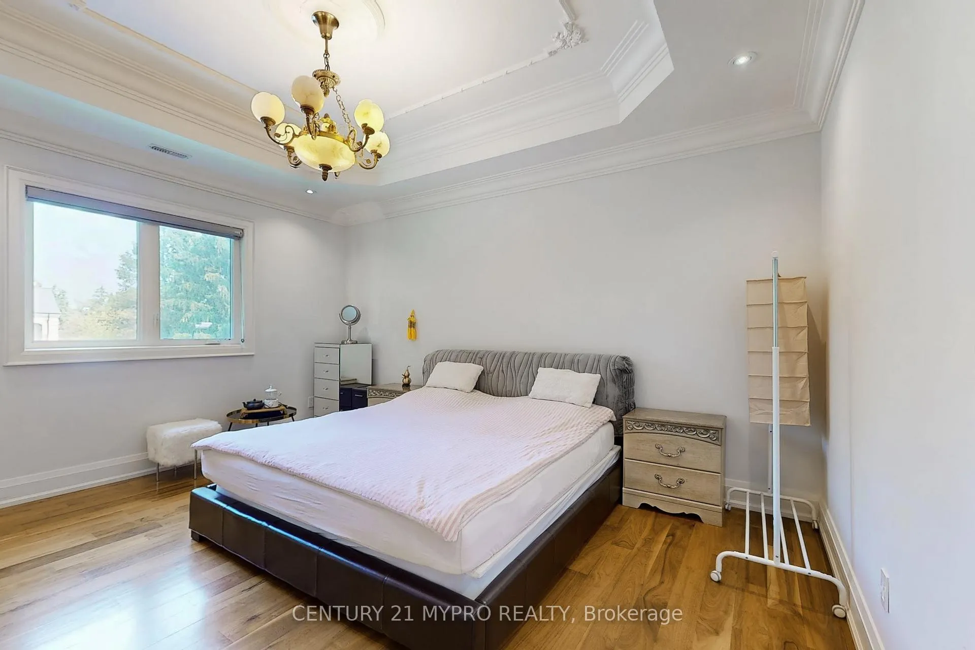 Photo 33 of 36 Farrington Drive, North York, St. Andrew-Windfields — HOMEH