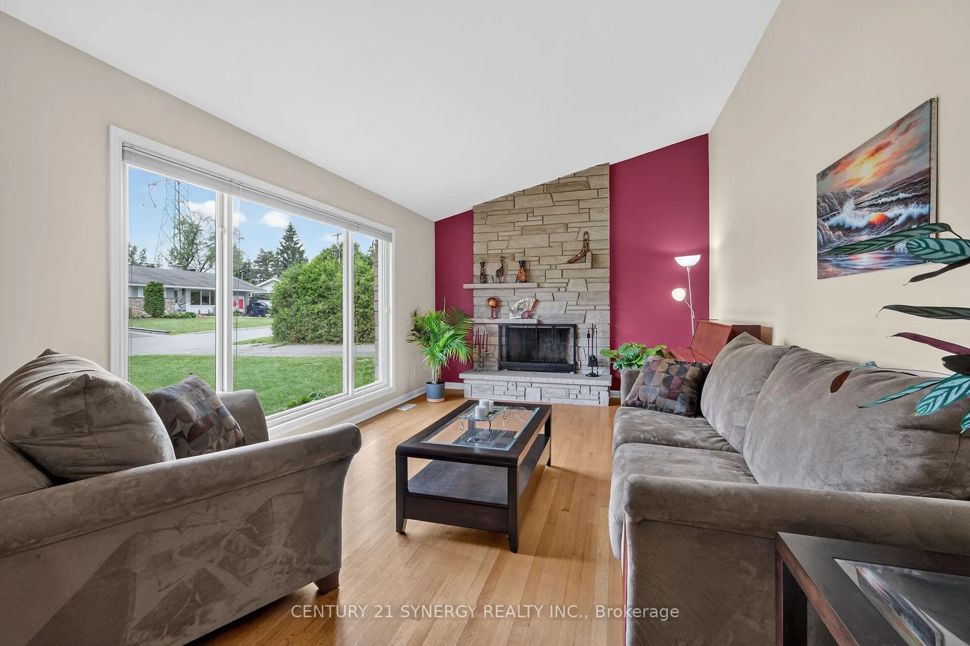 Photo 8 of 20 Sherry Lane, Ottawa, Manordale — HOMEH