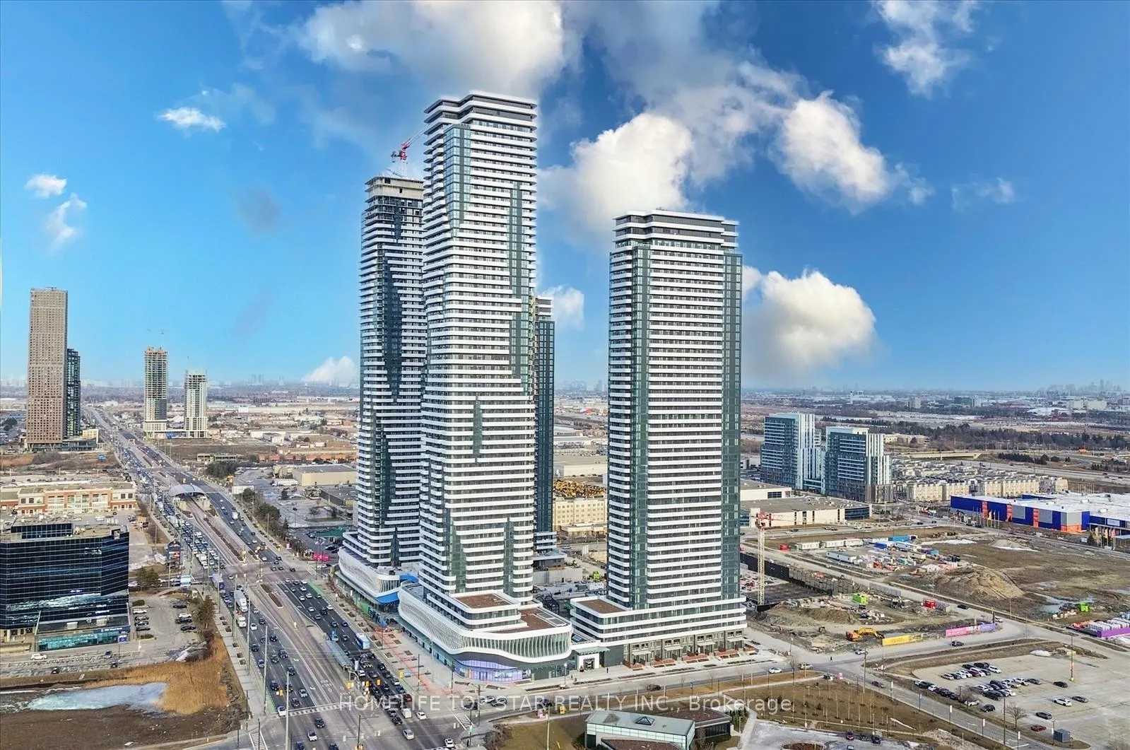 Photo 1 of Unit 5601, 8 Interchange Way, Vaughan, Vaughan Corporate Centre — HOMEH
