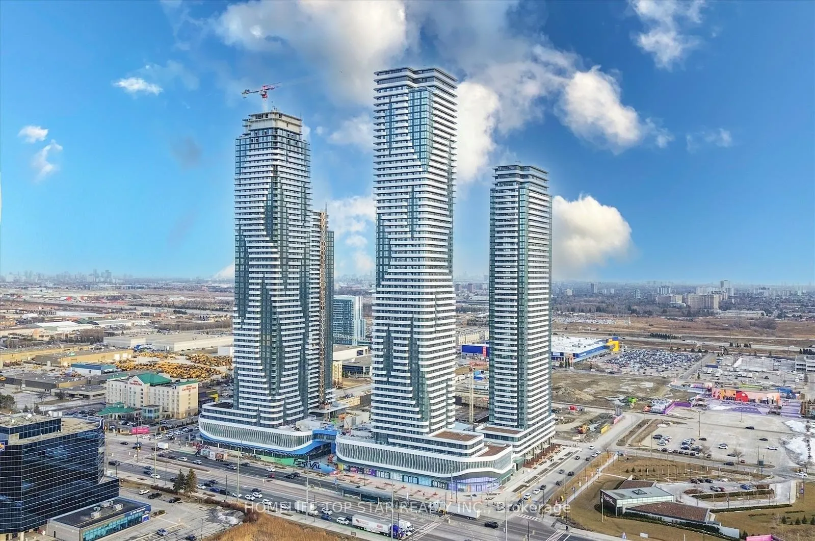 Photo 2 of Unit 5601, 8 Interchange Way, Vaughan, Vaughan Corporate Centre — HOMEH