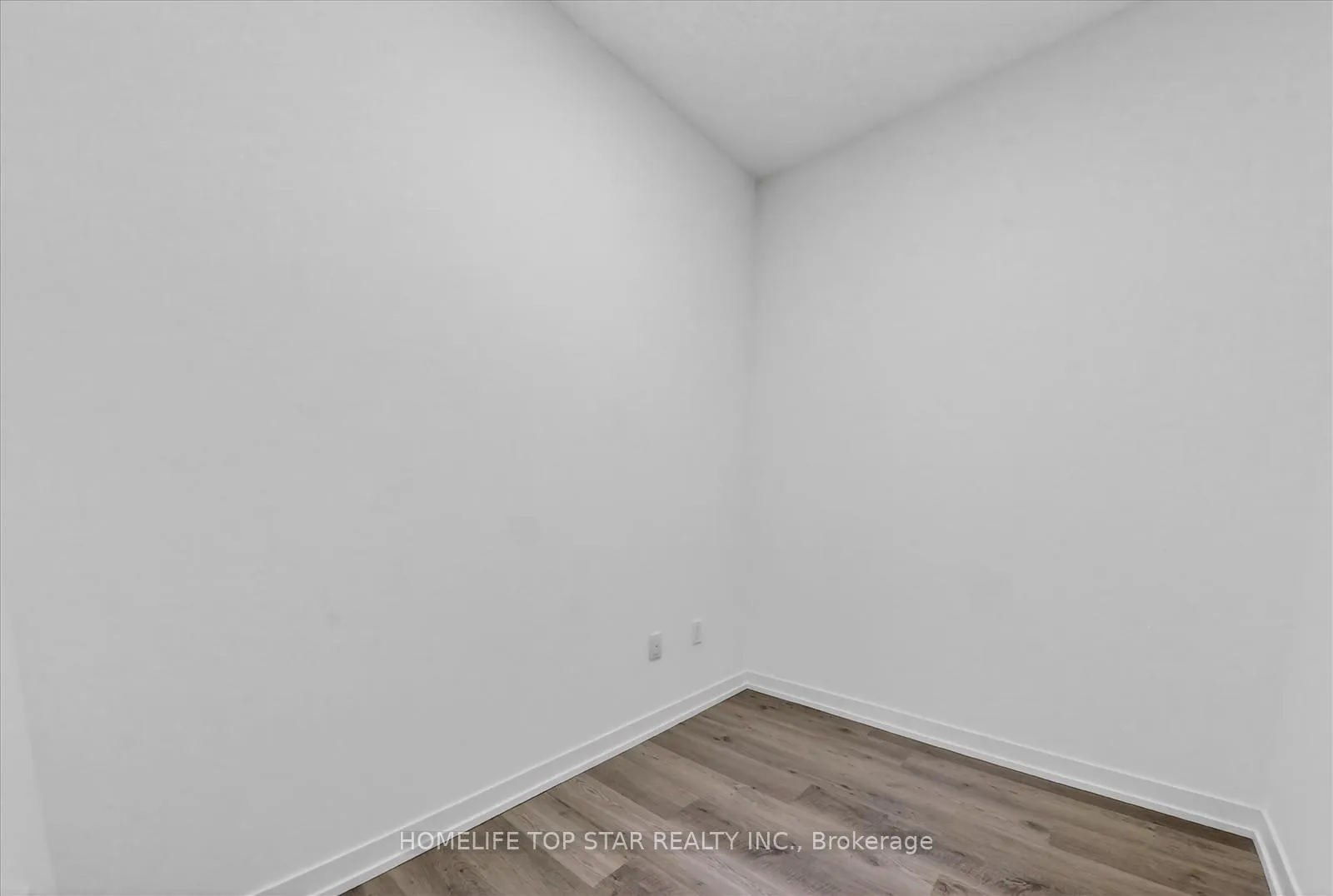 Photo 24 of Unit 5601, 8 Interchange Way, Vaughan, Vaughan Corporate Centre — HOMEH