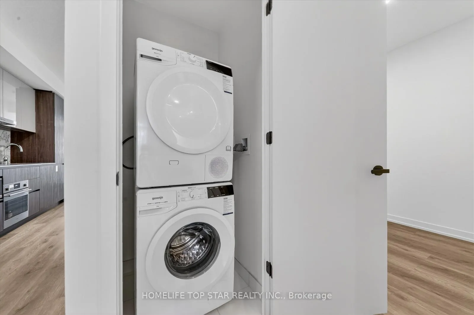Photo 28 of Unit 5601, 8 Interchange Way, Vaughan, Vaughan Corporate Centre — HOMEH
