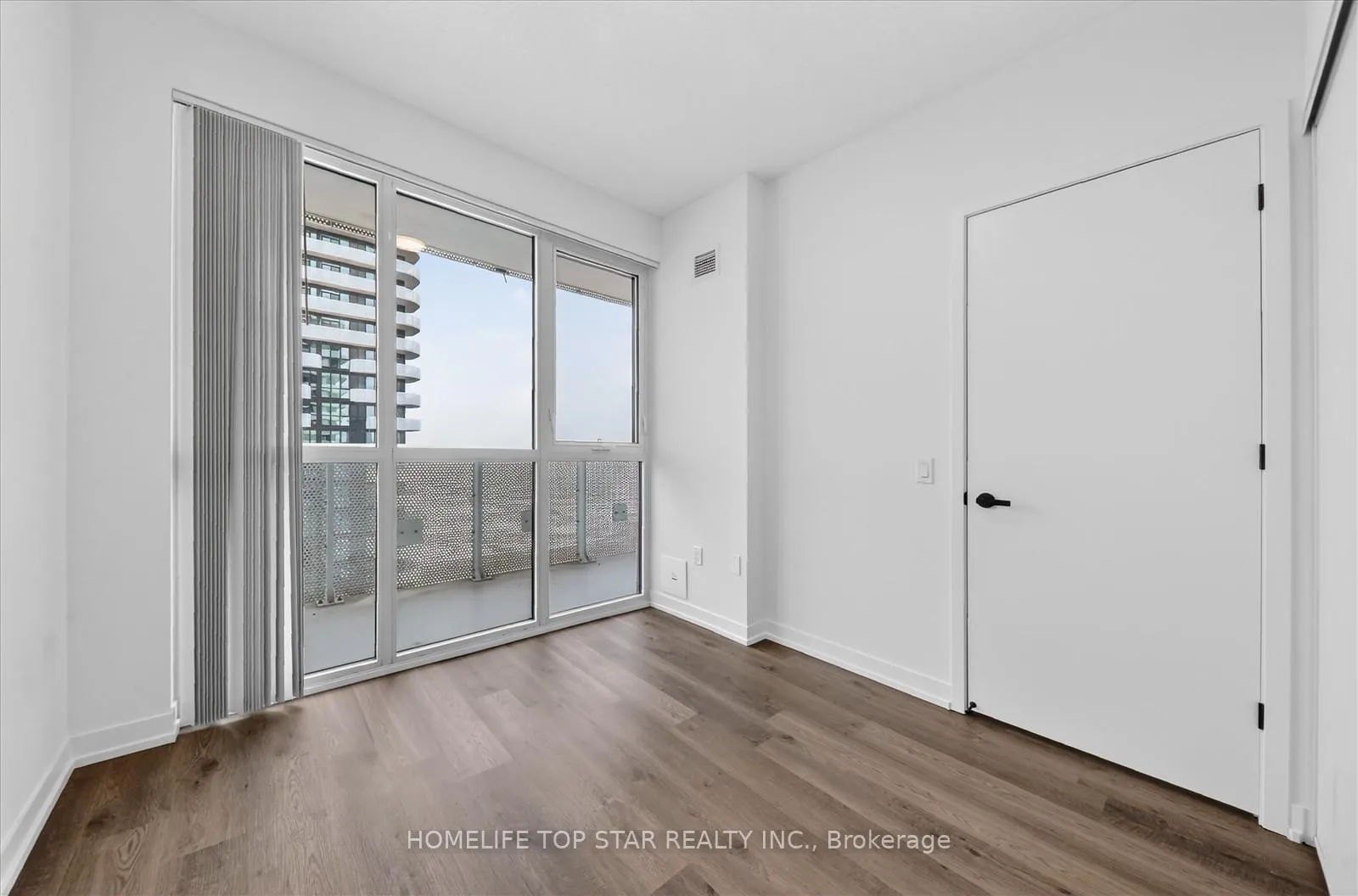 Photo 31 of Unit 5601, 8 Interchange Way, Vaughan, Vaughan Corporate Centre — HOMEH